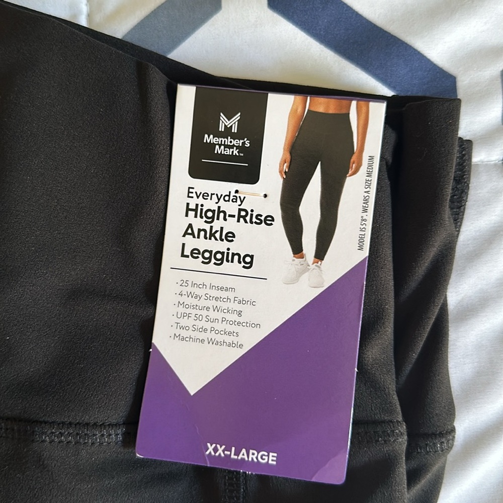 Legging - Picture 2 of 3